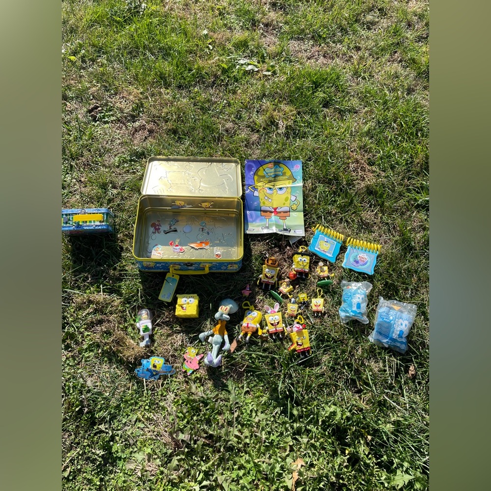 SpongeBob Lunchbox with Toys